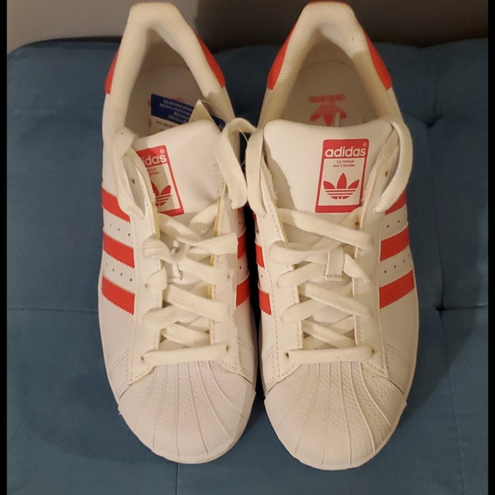 White with Pink stripe ADIDAS SUPERSTAR SIZE 6